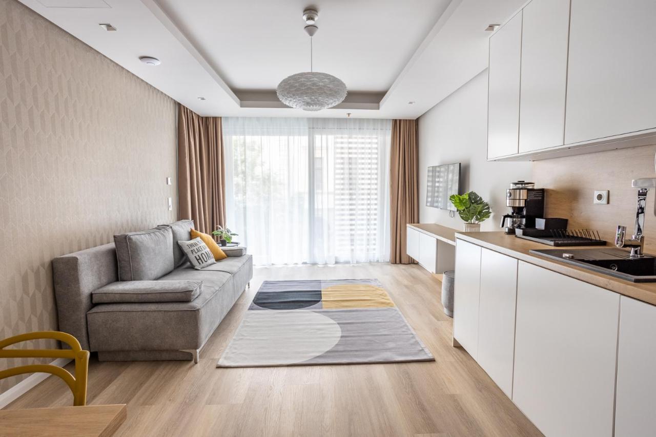 One-Bedroom Apartment,1487635378:JPEG